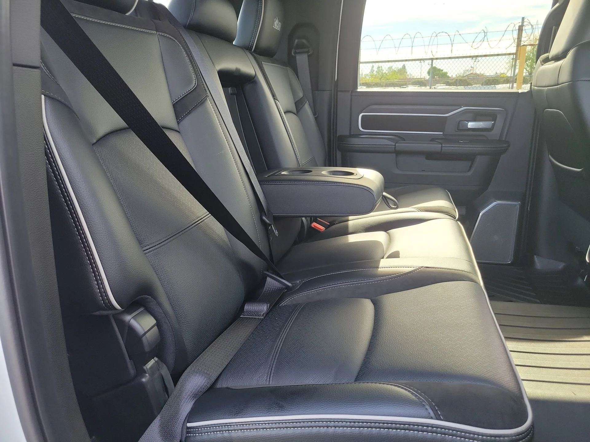Used 2025 White Ram Laramie image 30