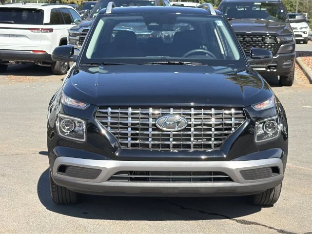 Used 2026 Black Hyundai SEL image 15