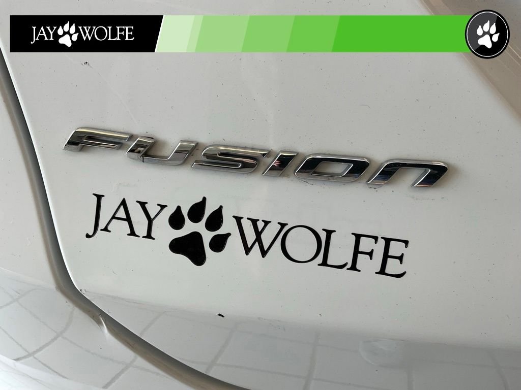 Used 2016 White Ford SE image 22