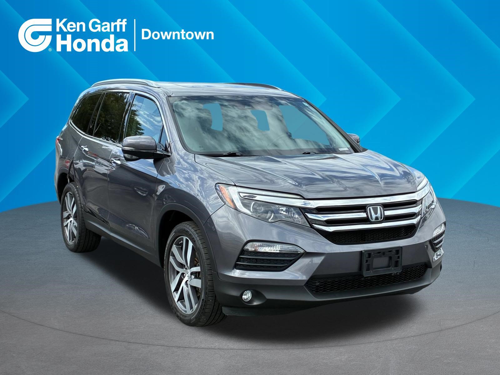 2016 Honda Pilot 4WD Touring's photo