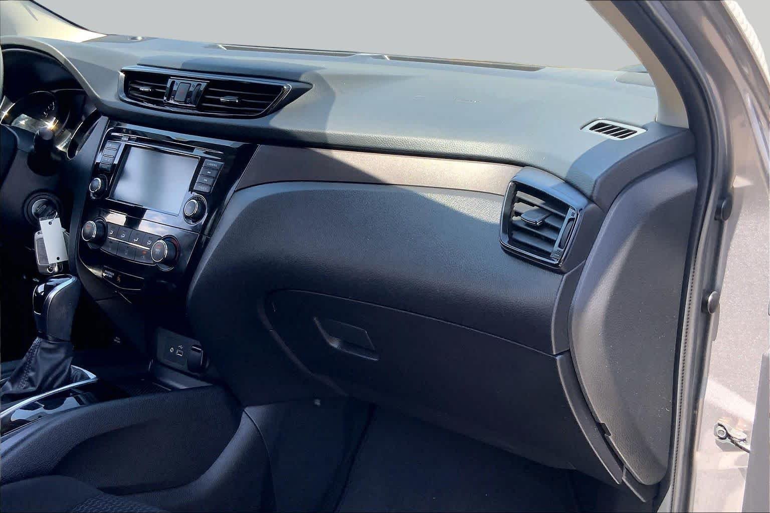 Used 2021 Gun Metallic Nissan S image 16