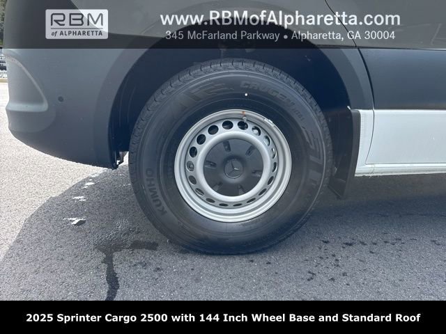 2025 Mercedes-Benz Sprinter Cargo Van Base - Photo 10