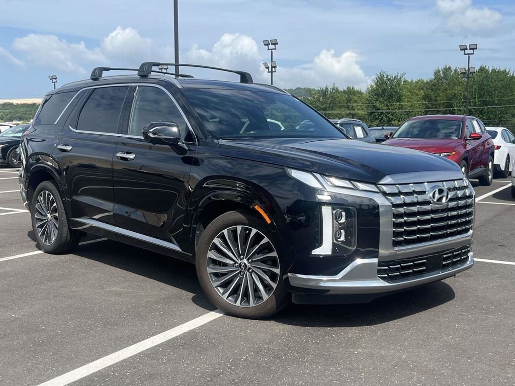 Used 2024 Black Hyundai Calligraphy image 1