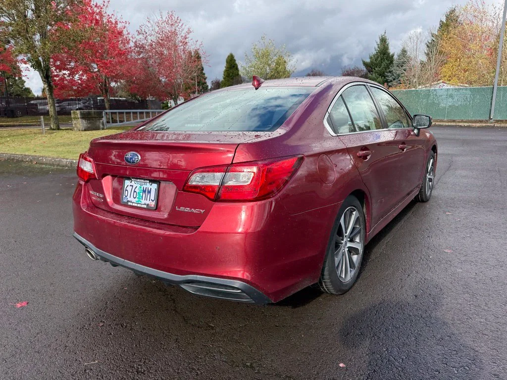 Used 2019 Crimson Red Pearl Subaru 2.5i image 7