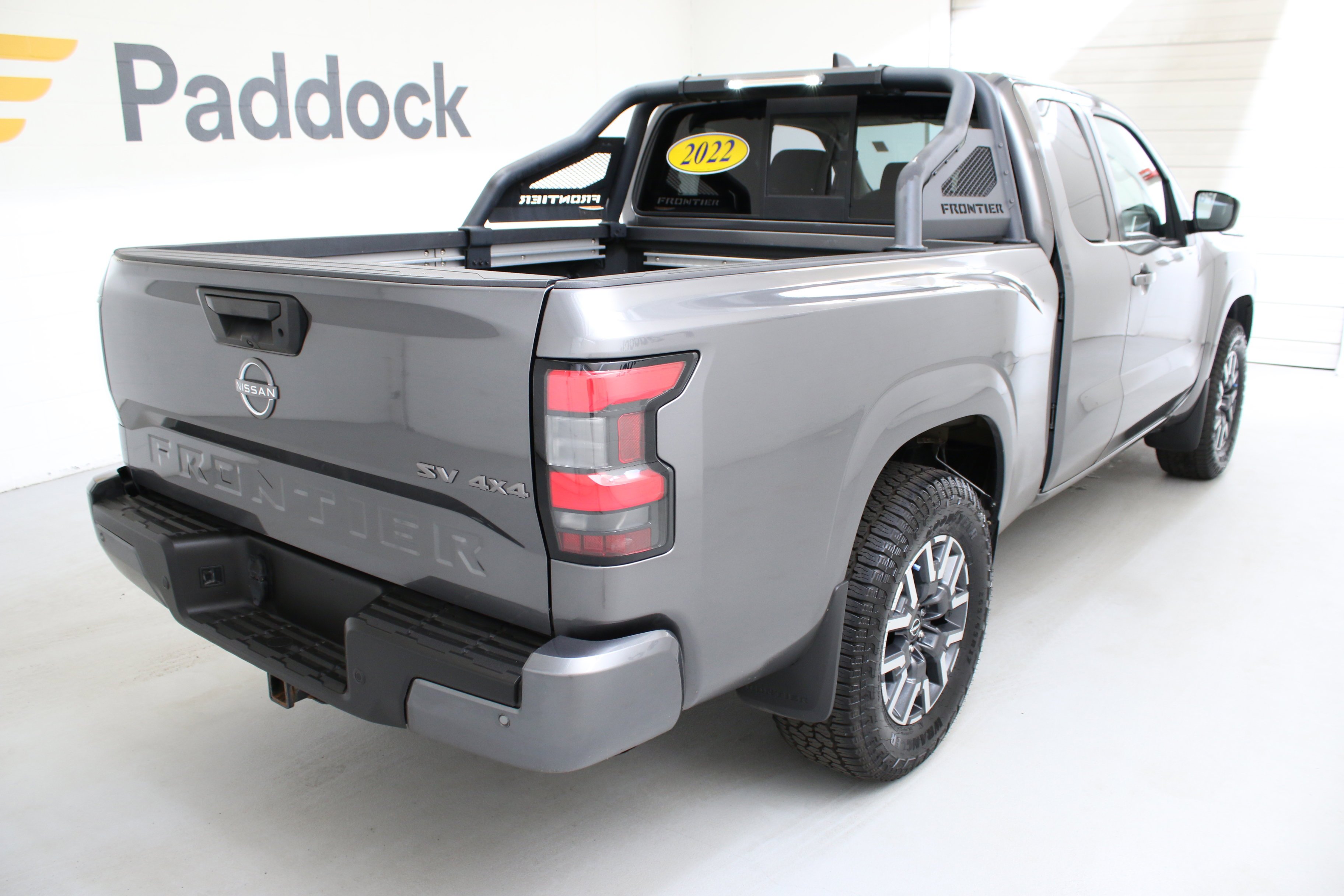 Used 2022 Gray Nissan King Cab SV 4x4 image 9
