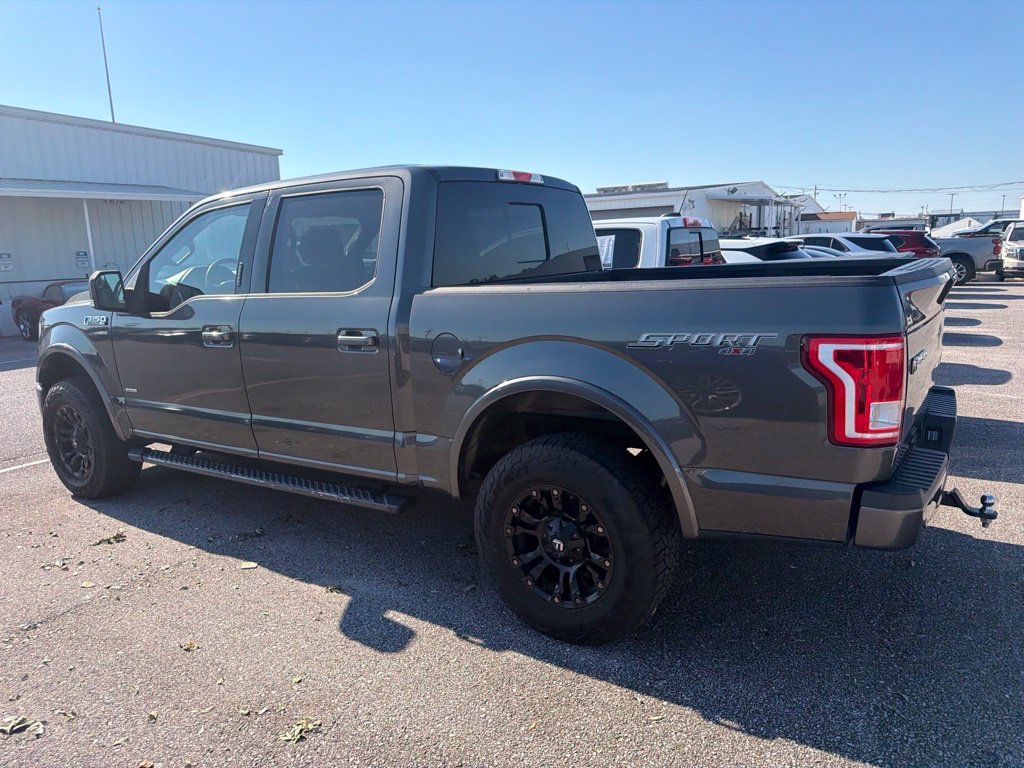 Used 2016 Gray Ford XLT image 21