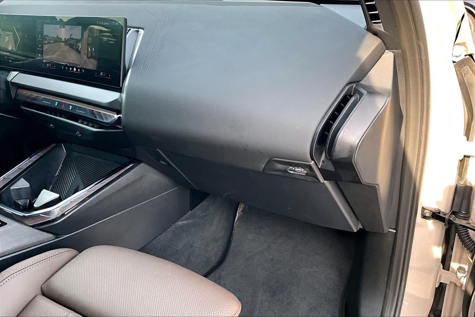 Used 2026 Dune Grey Metallic BMW 30 xDrive image 19