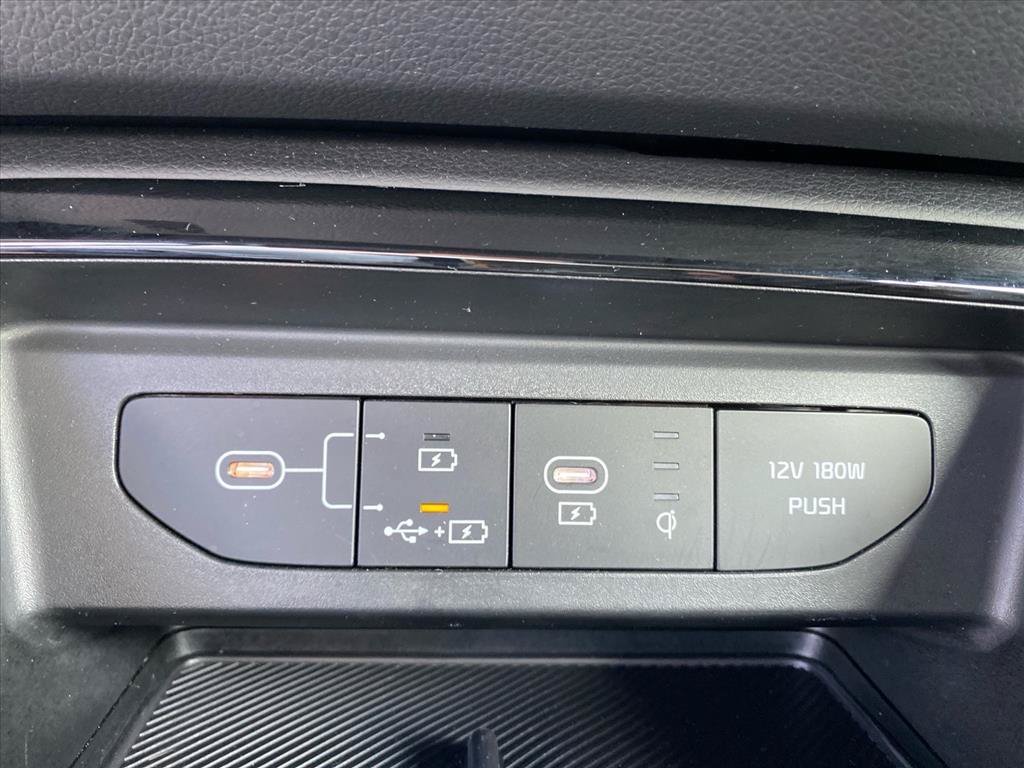 2025 Kia K5 GT-Line - Photo 15