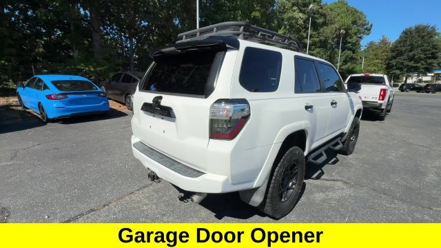 Used 2021 White Toyota Venture image 6