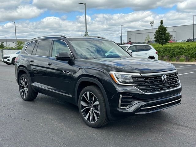 2026 Volkswagen Atlas SEL Premium R-Line - Photo 3