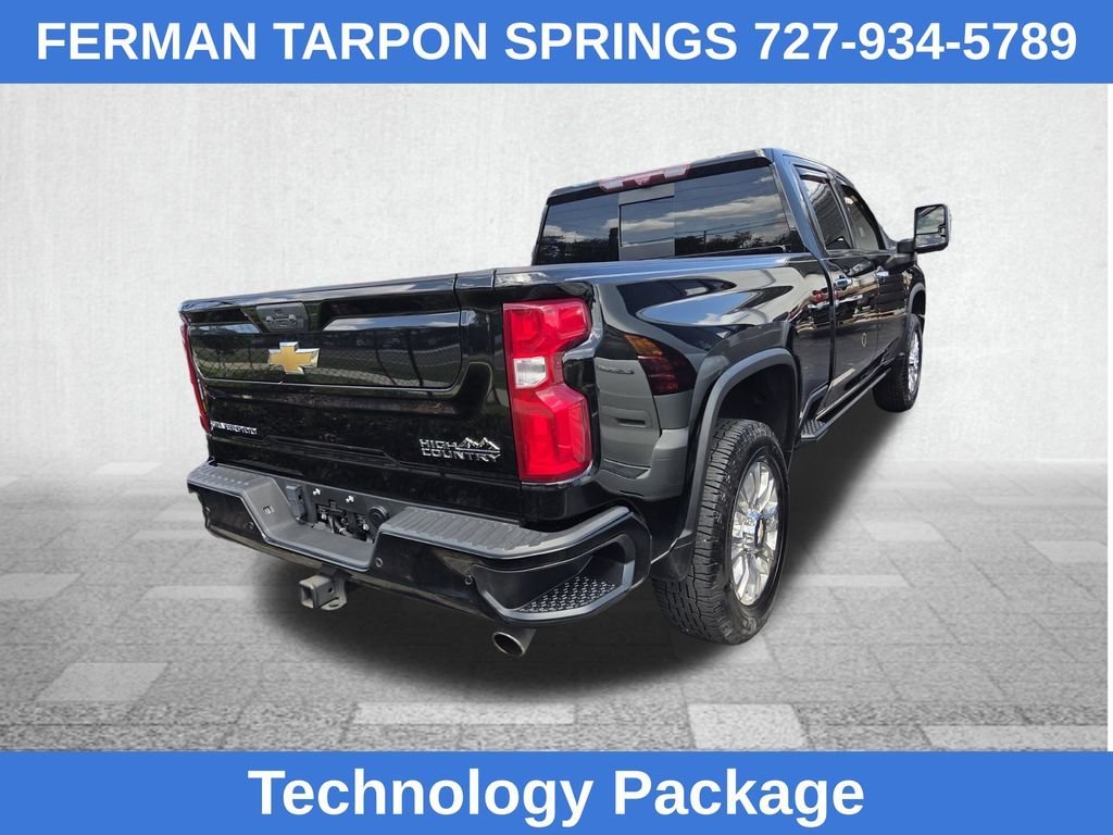Used 2022 Black Chevrolet High Country image 8