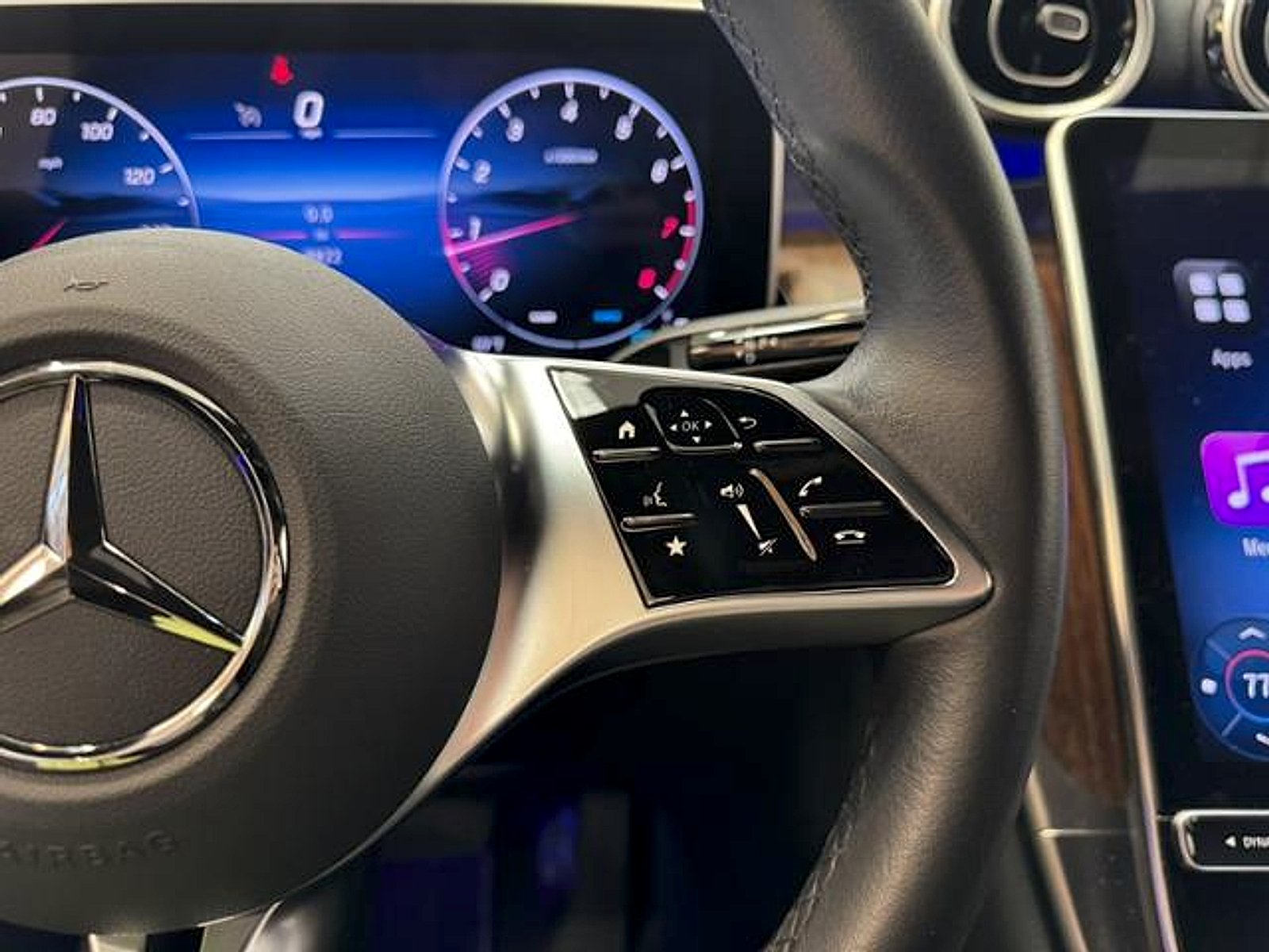 Certified Used 2025 Black Mercedes-Benz SUV image 18