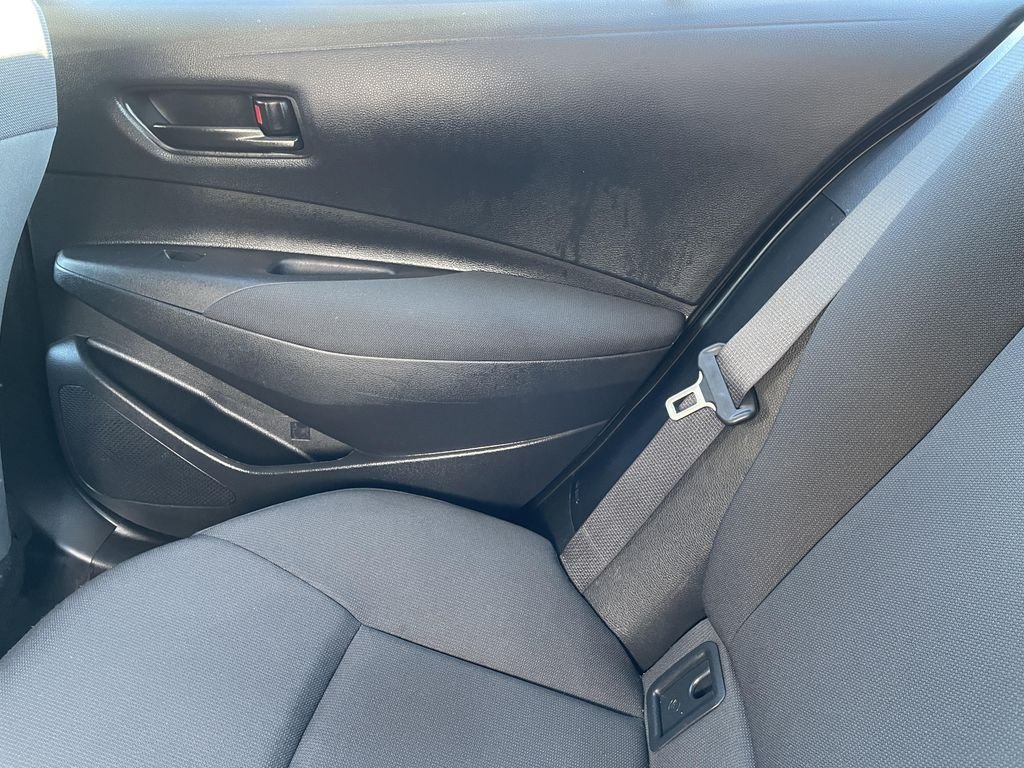 Used 2024  Toyota LE image 17