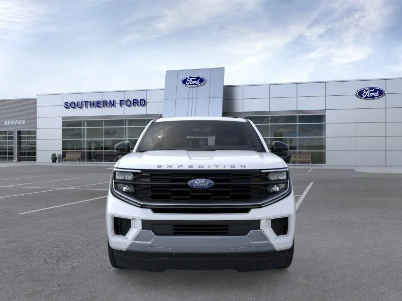 New 2026 Star White Metallic Tri-Coat Ford Platinum image 6