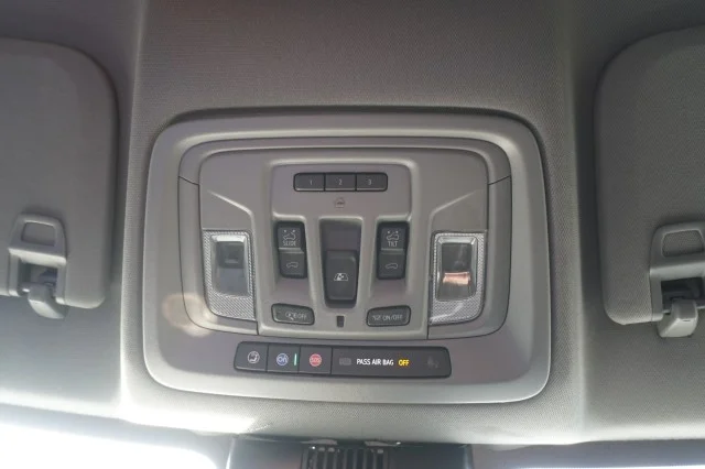 Used 2024  GMC Denali image 42