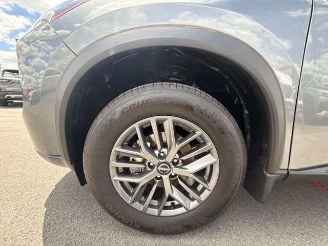 Used 2026 Gray Nissan S image 11