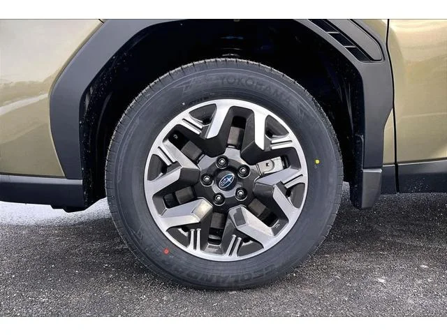 New 2026 AUTUMN GREEN METALLIC Subaru Premium image 24