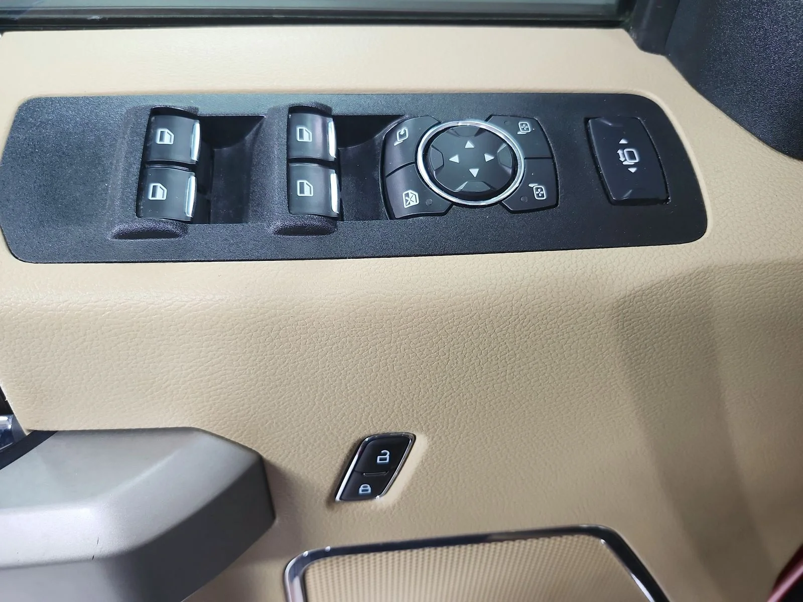 Used 2021 Red Ford Lariat image 32