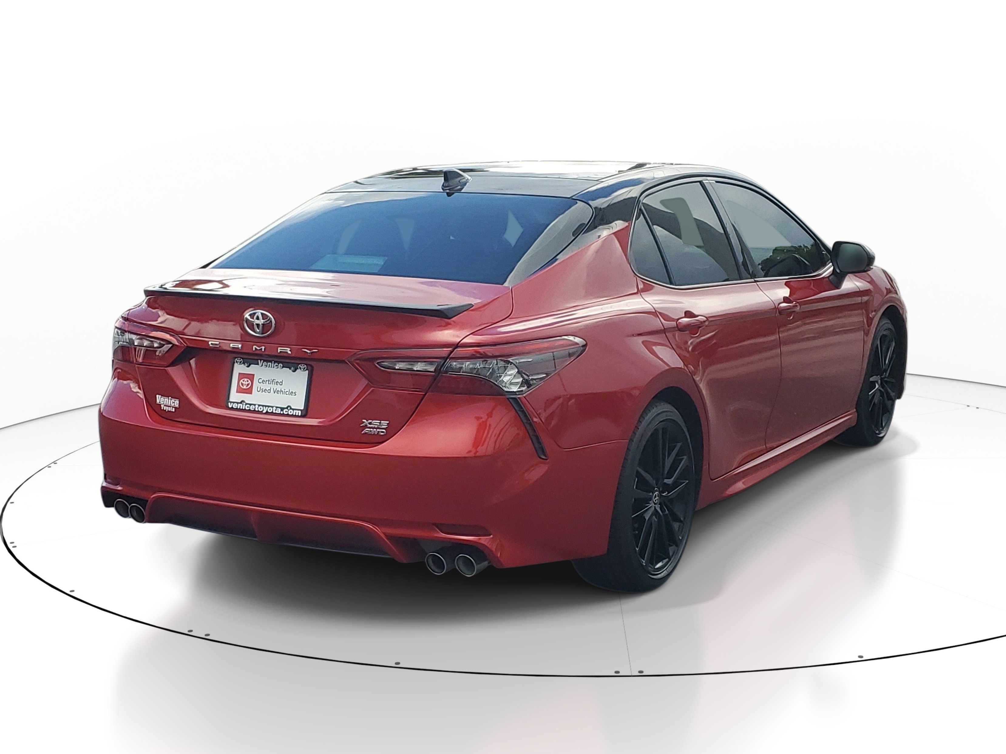 Used 2022 Supersonic Red/Midnight Black Metallic Toyota XSE image 6