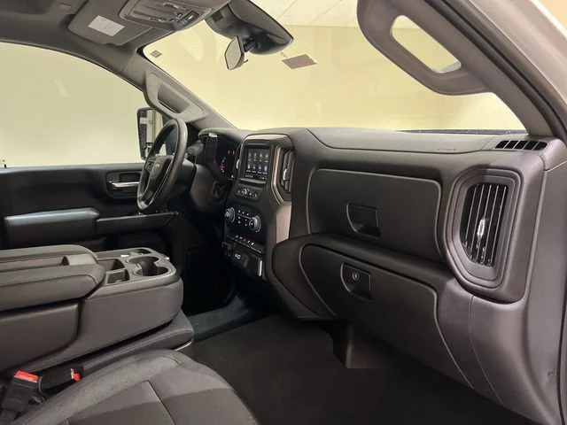 2025 Chevrolet Silverado 2500HD Custom - Photo 24