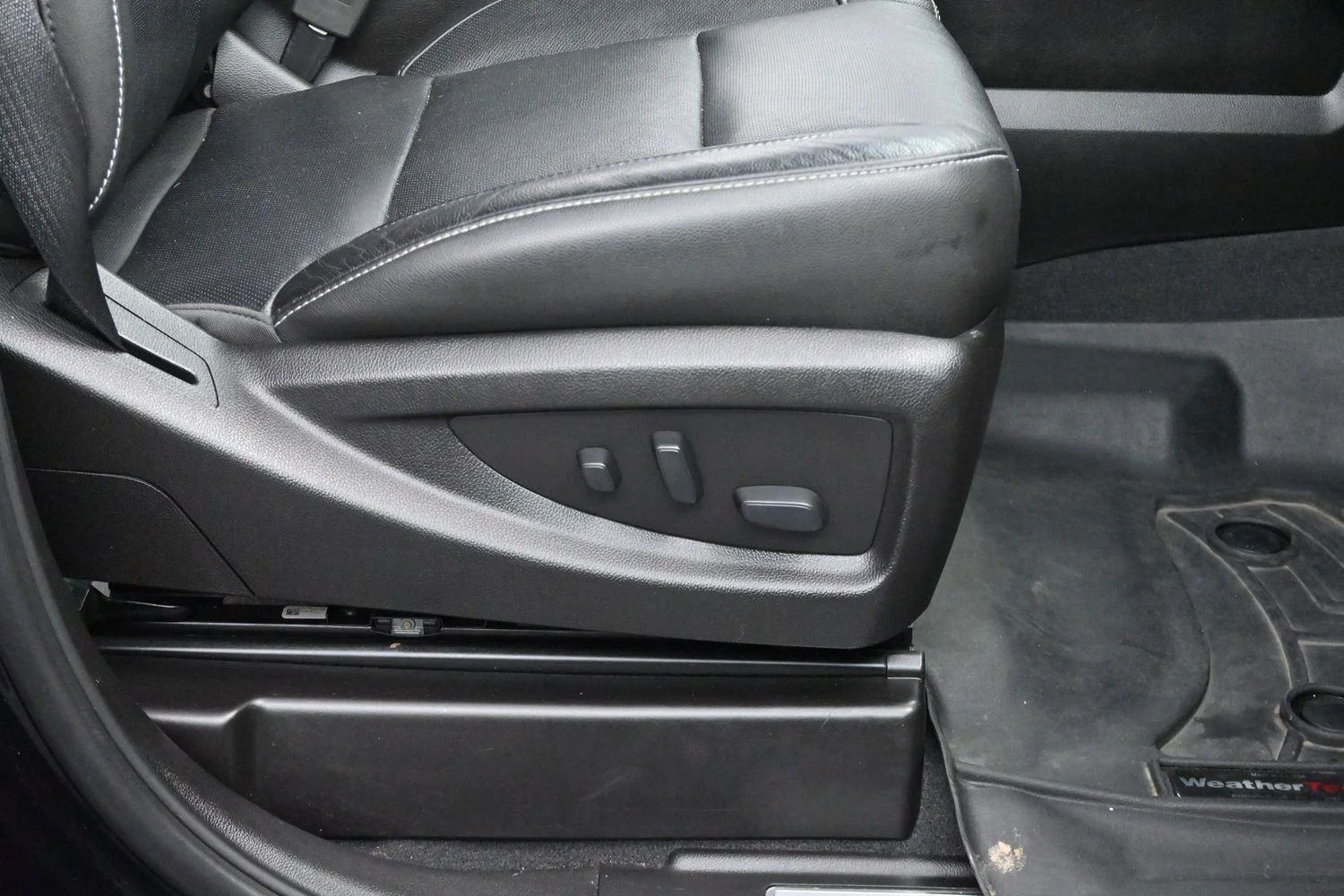Used 2019 Black Chevrolet LTZ image 30