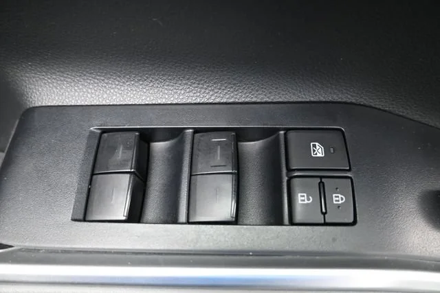Used 2022 Moon Dust Toyota XLE image 12