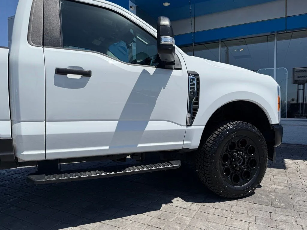 Used 2023 White Ford XL image 12