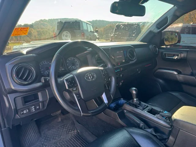 Used 2018  Toyota TRD Sport image 17