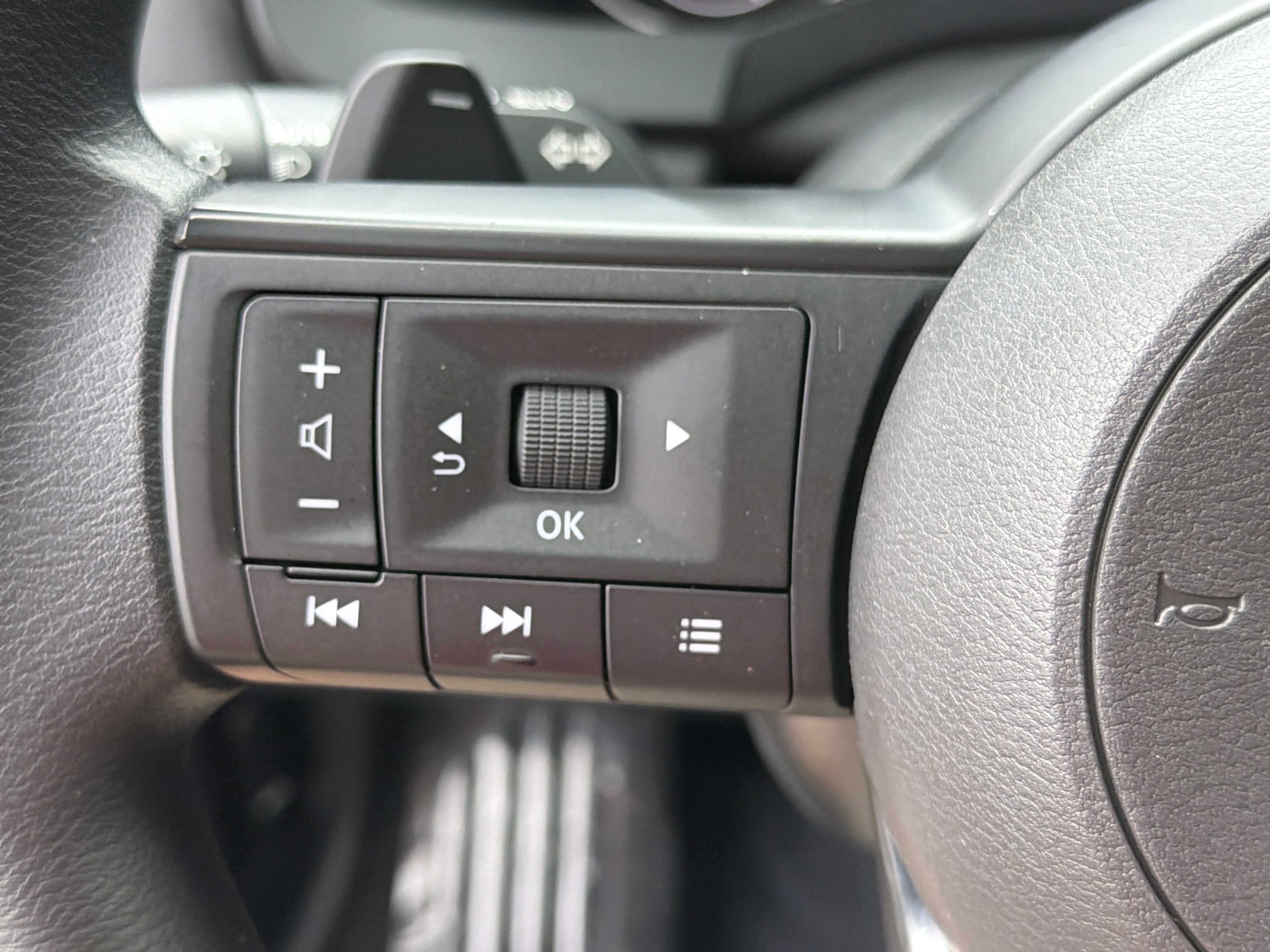 Used 2025 Super Black Nissan S image 25