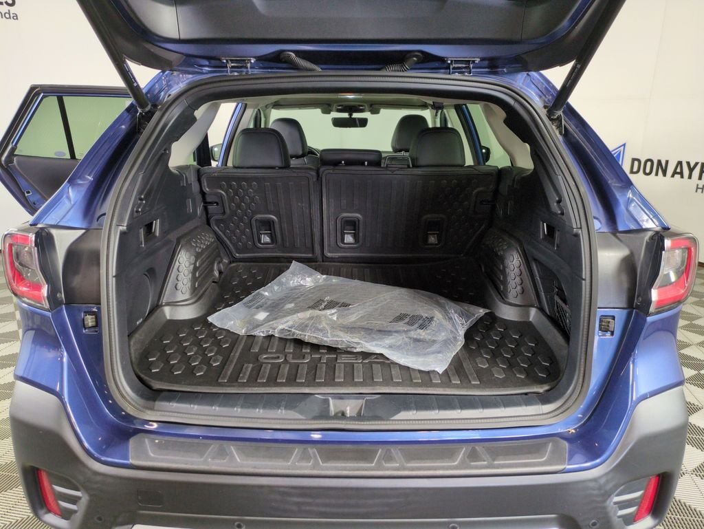 Used 2022 Abyss Blue Pearl Subaru Limited image 22