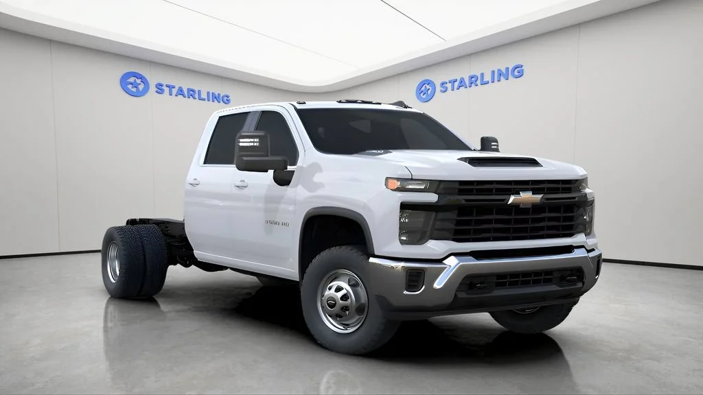 New 2026 Summit White Chevrolet Work Truck image 5