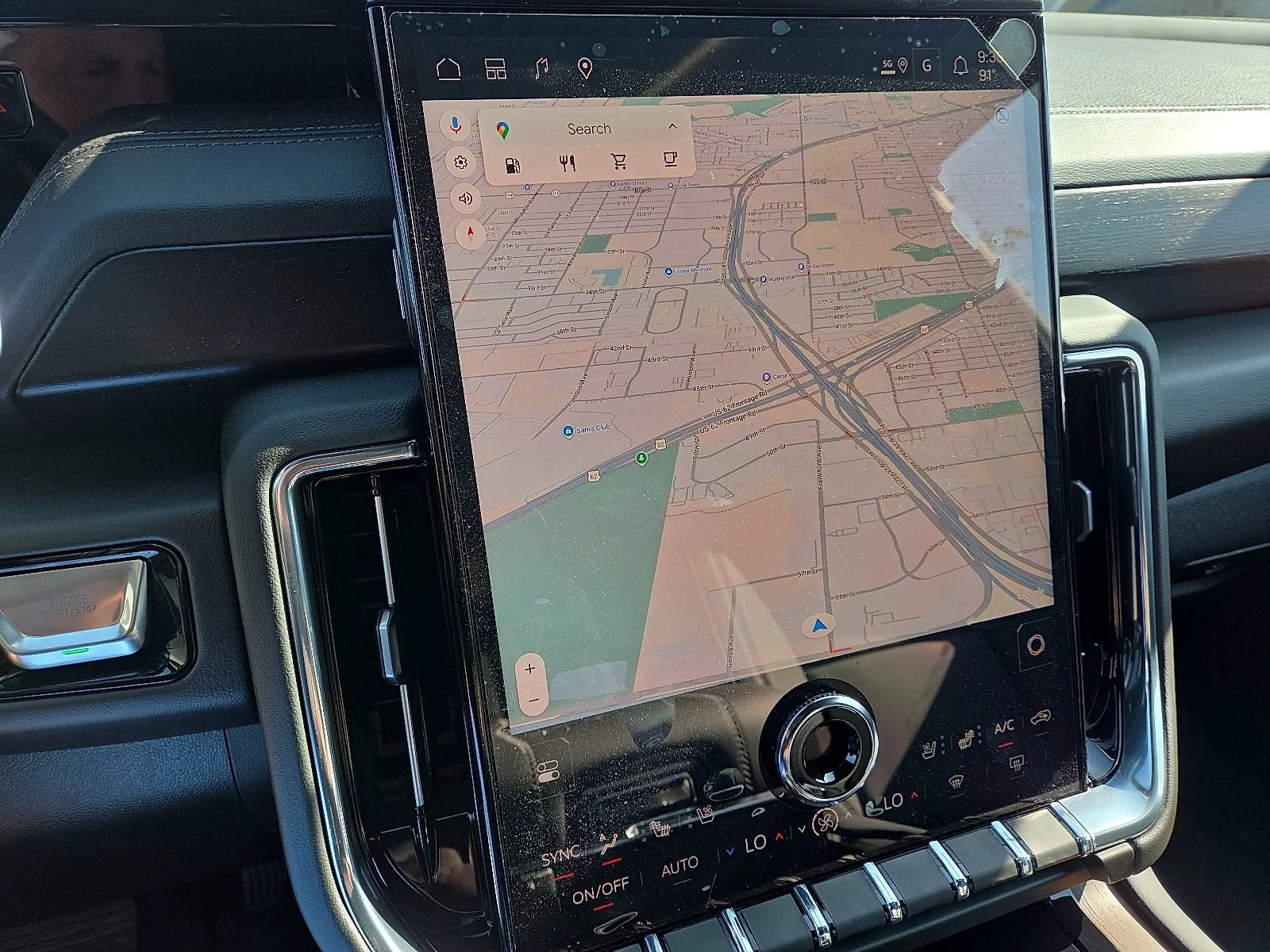 2026 GMC Yukon Denali - Photo 13