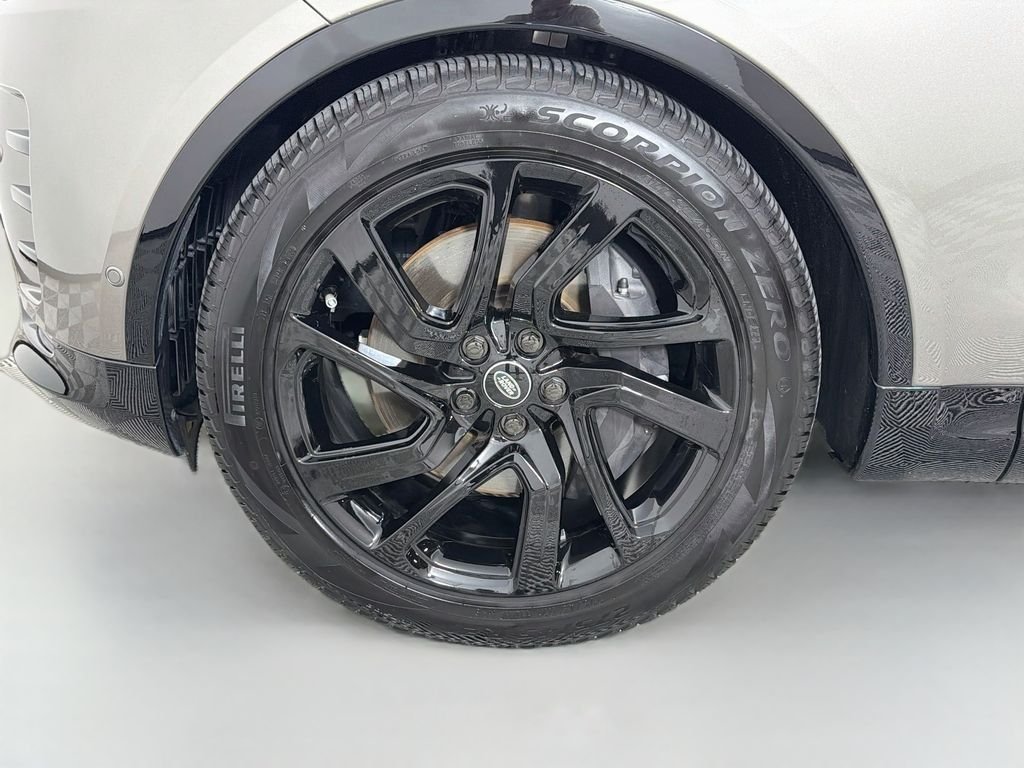 Certified Used 2025 Silver Land Rover Dynamic SE image 34