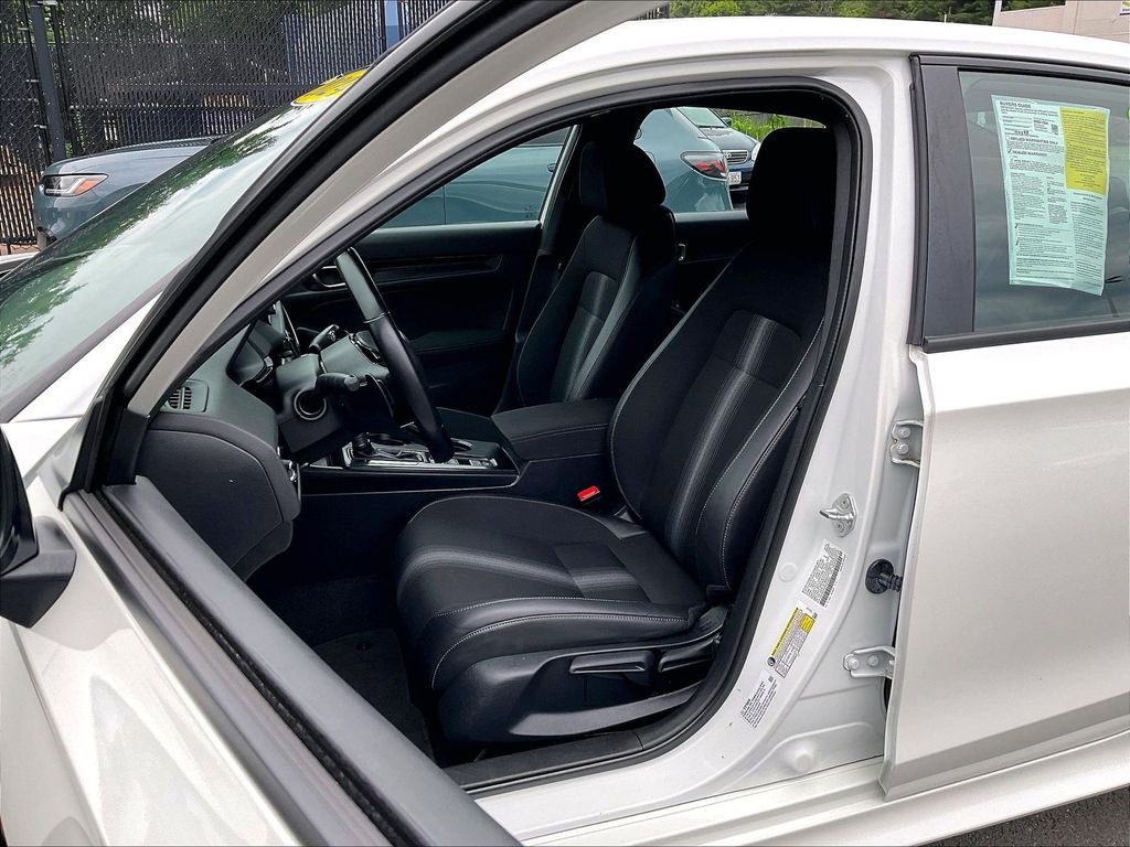 Used 2024 Platinum White Honda Sport image 10