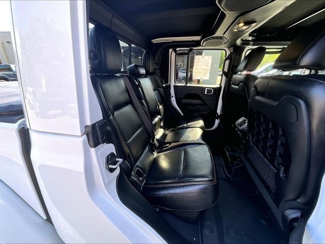 Used 2020 White Jeep Mojave image 22