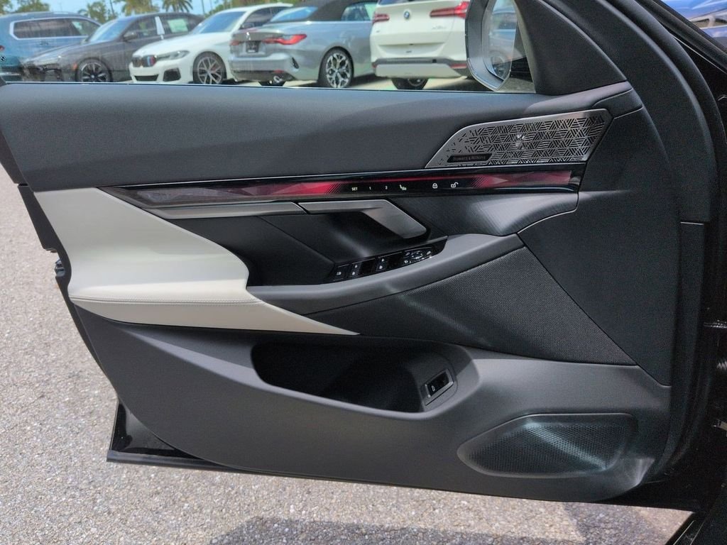 New 2027 Black Sapphire Metallic BMW 530i image 31