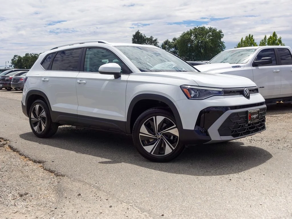 New 2026 Pure White Volkswagen 1.5T SE image 5