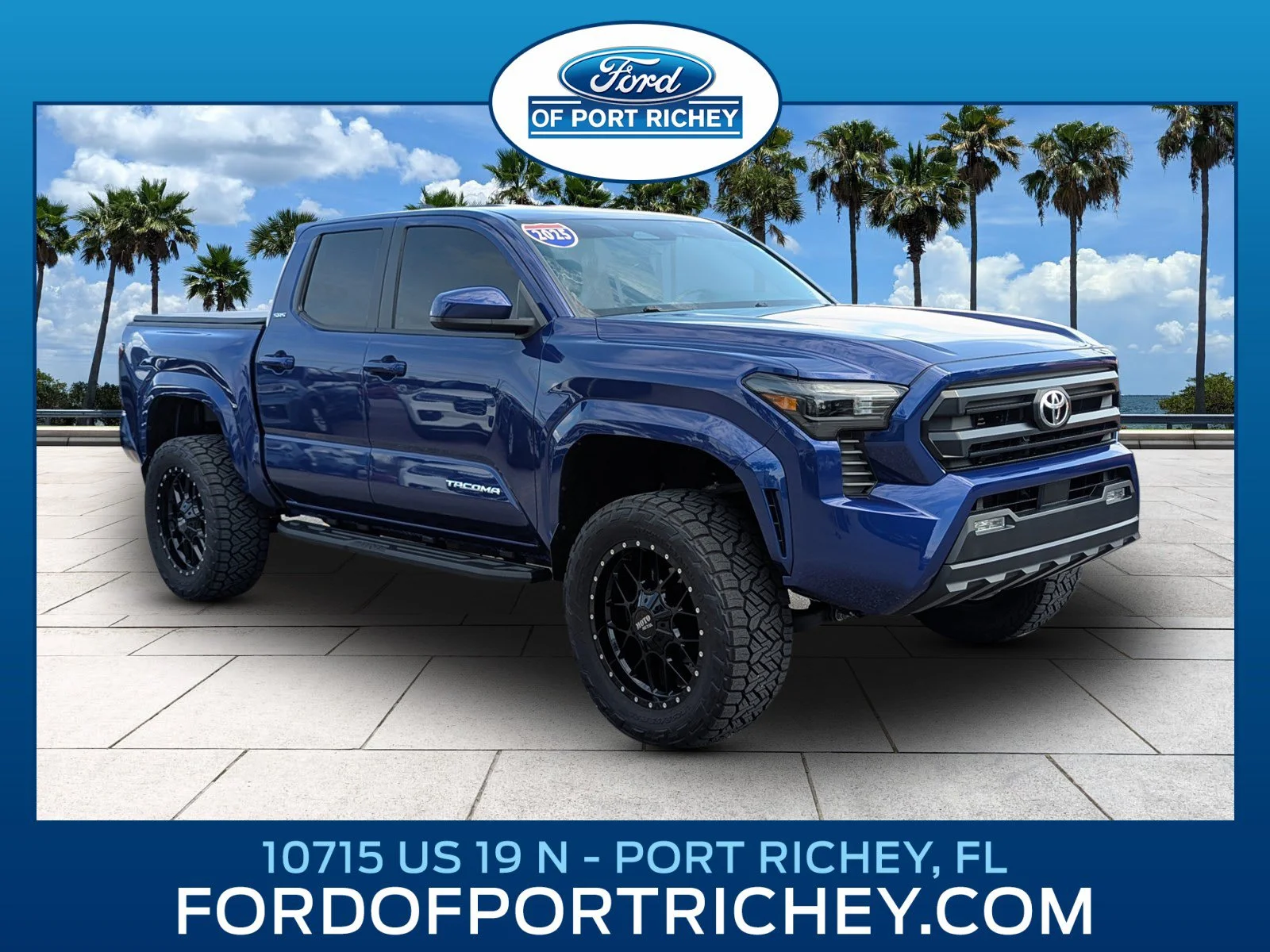 Used 2025 Blue Crush Metallic Toyota SR5 image 1