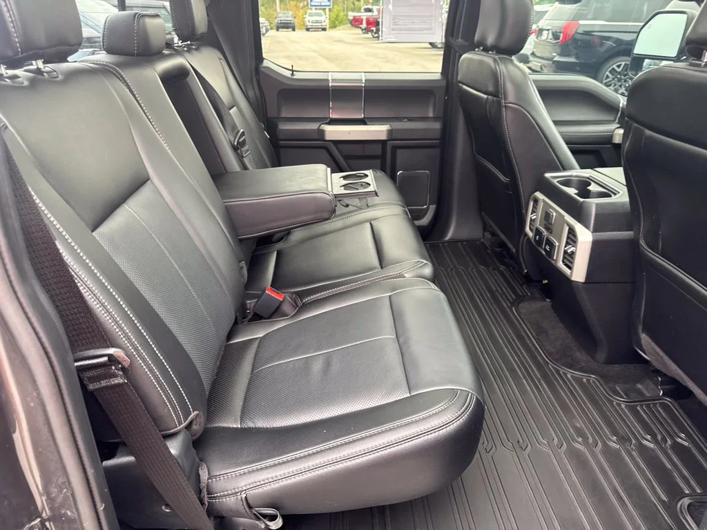 Certified Used 2020 Magnetic Metallic Ford Lariat image 41