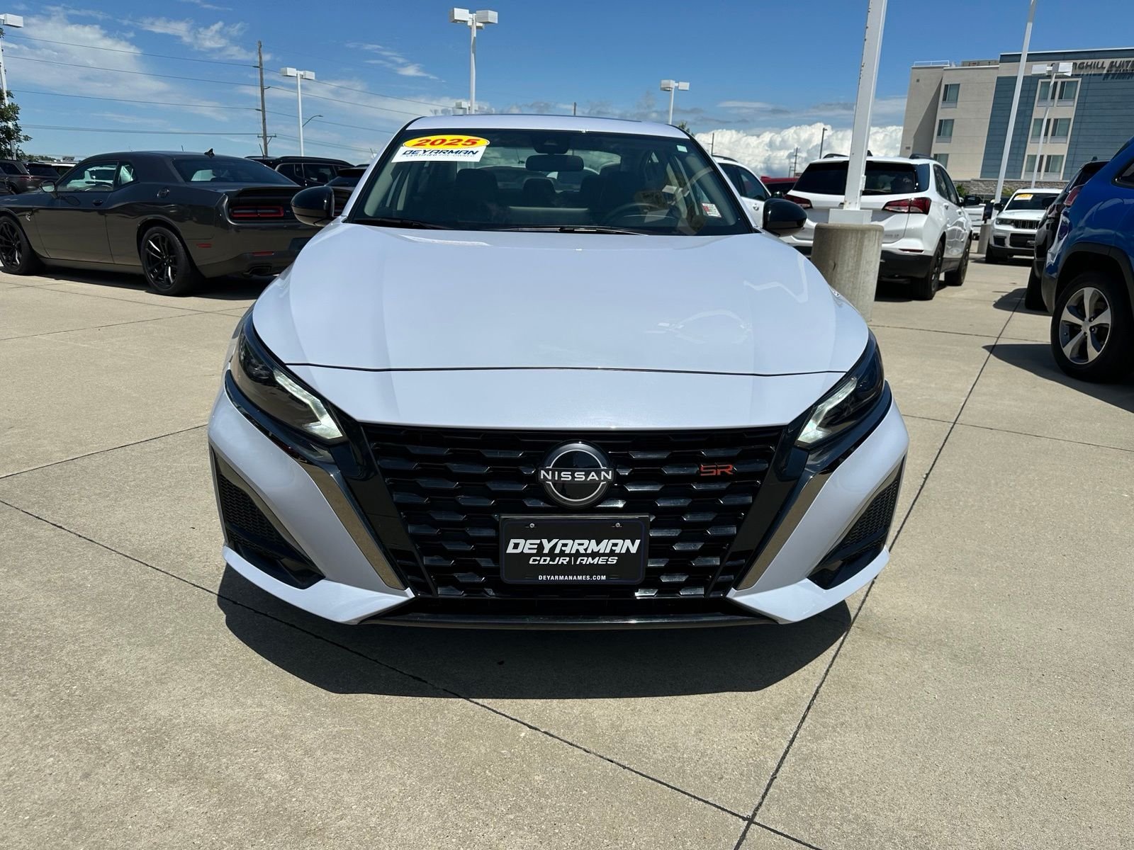 Used 2025 Gray Nissan 2.5 SR image 2
