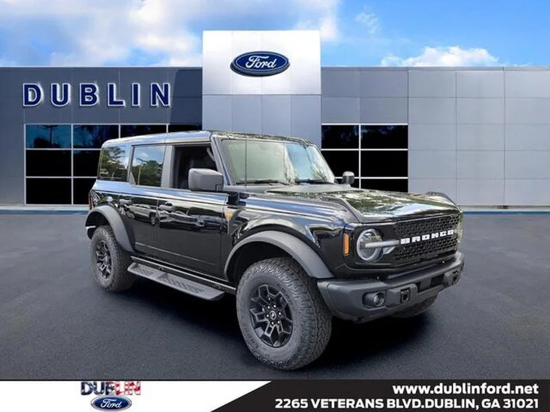 New 2026 Shadow Black Ford Badlands® image 1