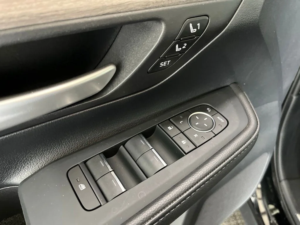Used 2026 Black Toyota Platinum image 5