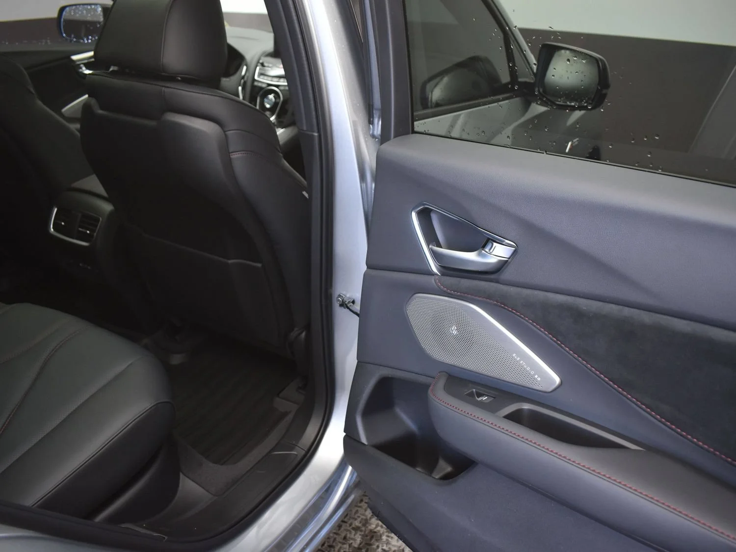 New 2026 Solar Silver Metallic Acura w/A-Spec Advance Package image 28
