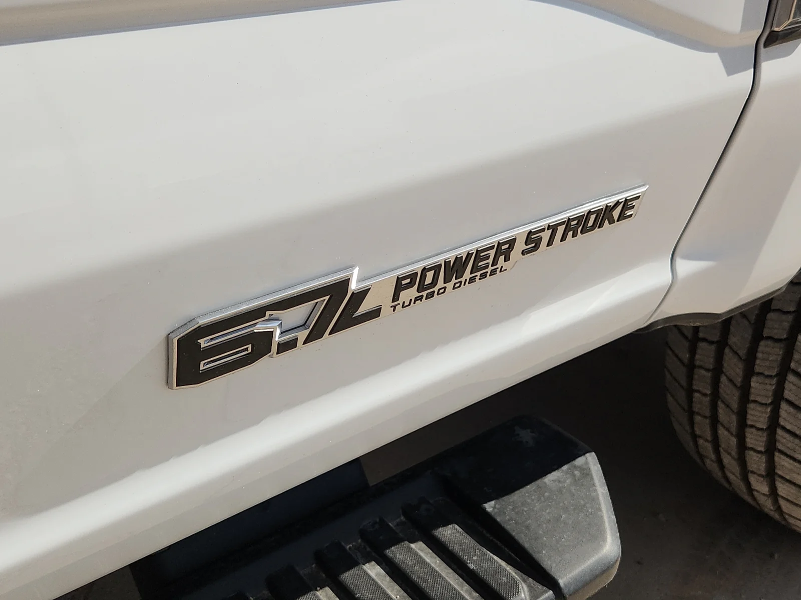 New 2026 Oxford White Ford XL image 11