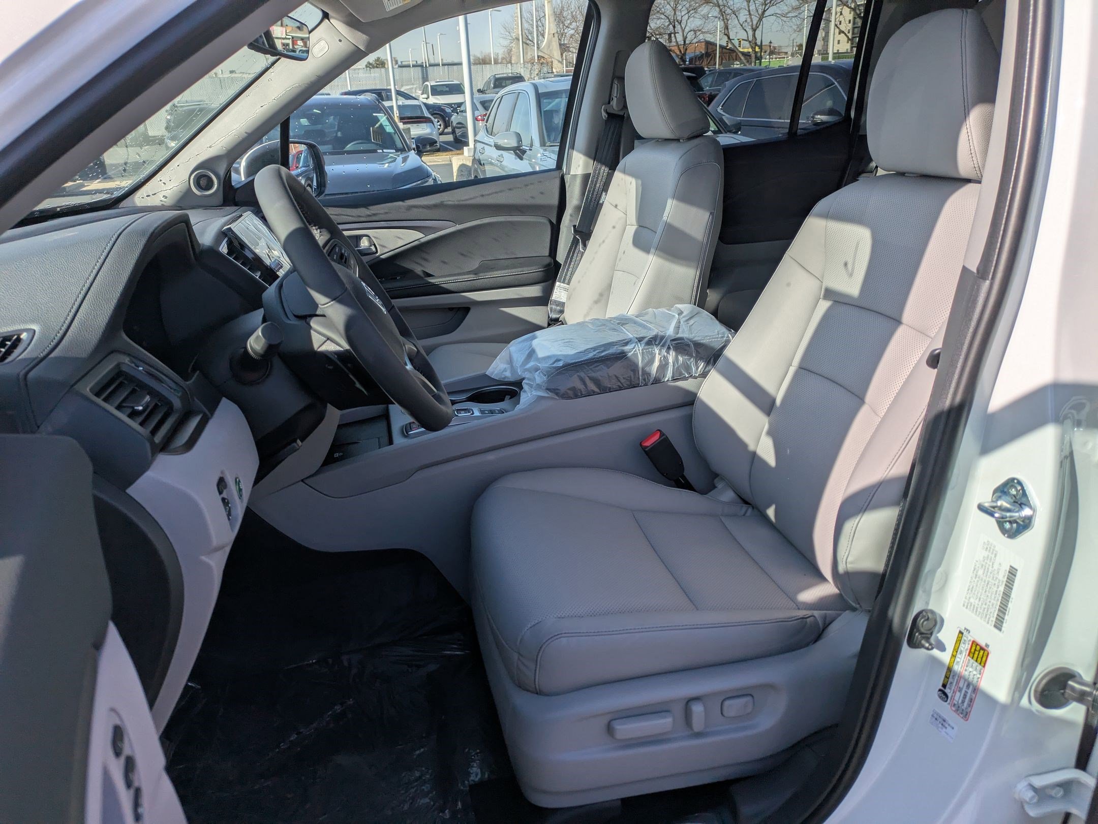 New 2026 Platinum White Pearl Honda RTL image 15