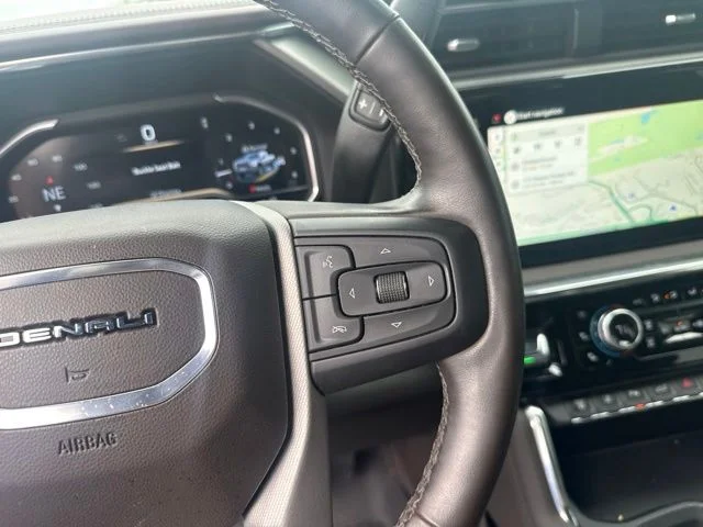 Used 2024 White GMC Denali image 23