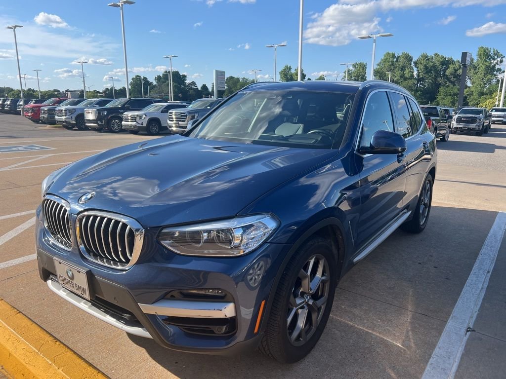 2021 BMW X3 xDrive30i's photo