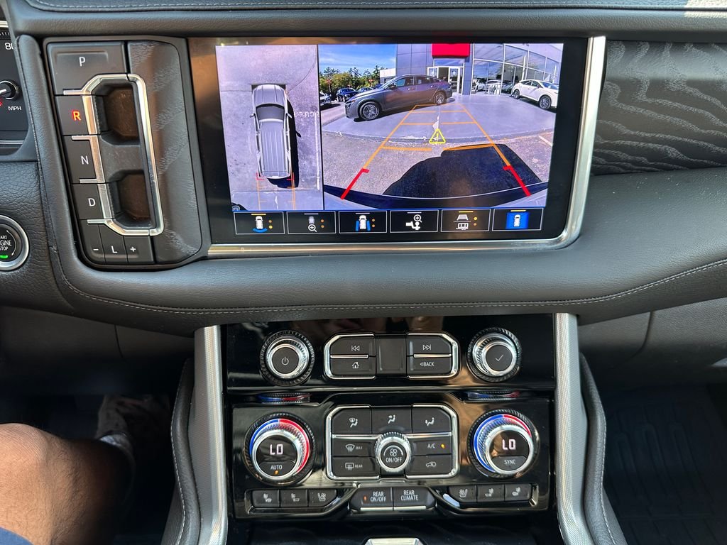 Used 2021 White GMC Denali image 18