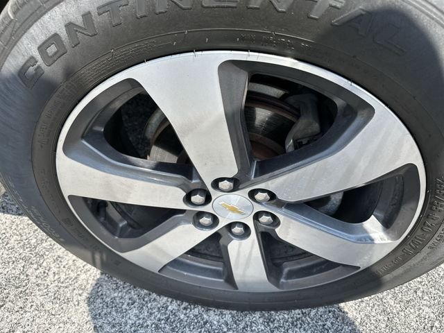 Used 2019 Gray Chevrolet 3LT image 21