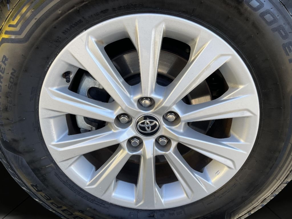 Used 2024 Beige Toyota XLE image 29